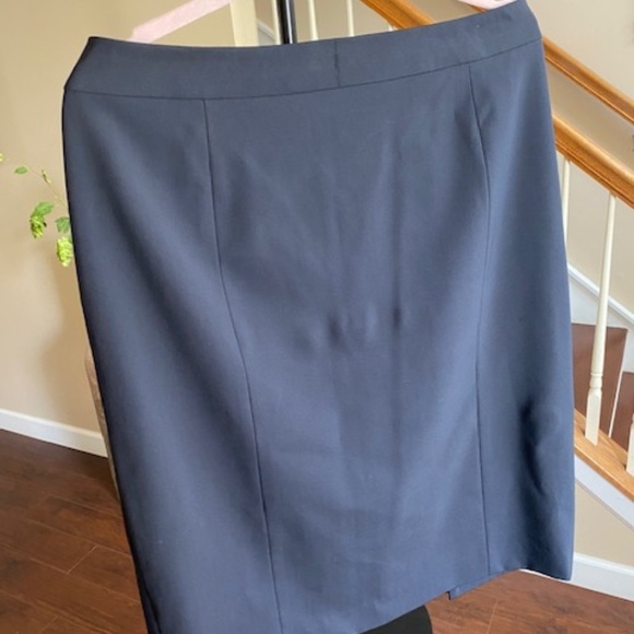 Lafayette 148 New York Virgin Wool Black Pencil Skirt Size 12 - Picture 16 of 17